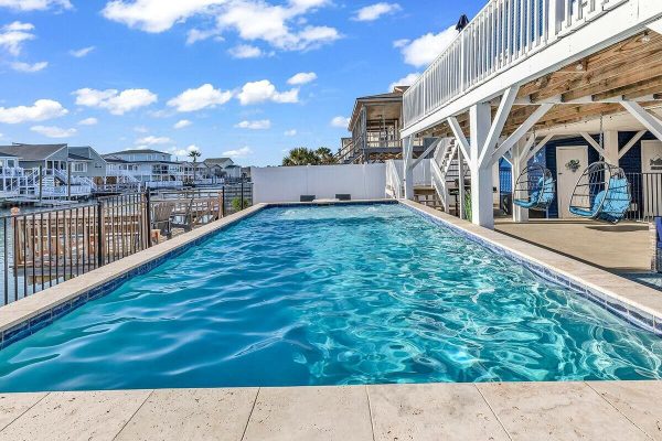 17778086-fd2d-44ce-a178-5980580fdd6c