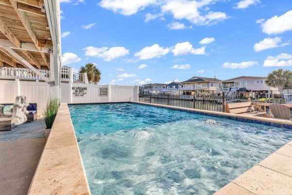 50bb9619-4655-4e72-9f23-f2059ded3dde