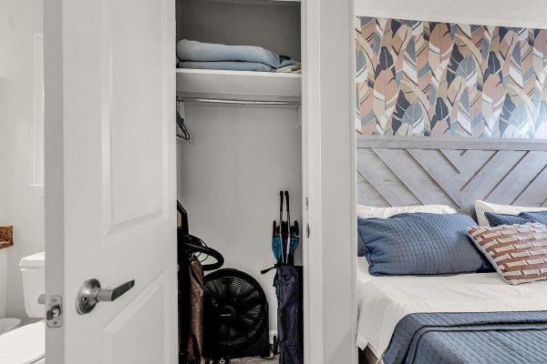 8b28574e-43cb-47e7-9770-e30cc95310c0