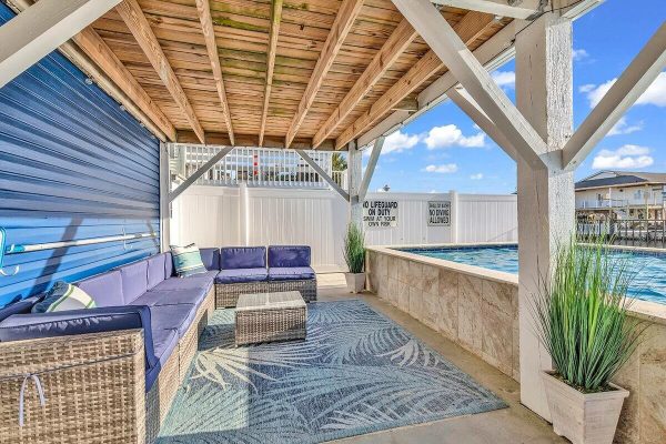 b4bd7018-7c3f-446e-aec5-b4dcb7428f9e