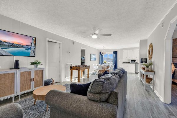 c6be308c-9745-4e62-83ad-a01601f3f2ec